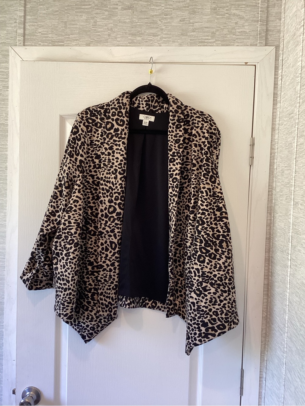 Cato Leopard Print Open-Front Blazer Jacket - Beige and Black 26/28W EUC